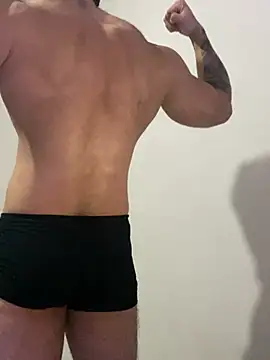 Snapshot of Lucasfit24 chatting on 02/07/25, 02:19 Lucasfit24 online show from 02/07/25, 02:19