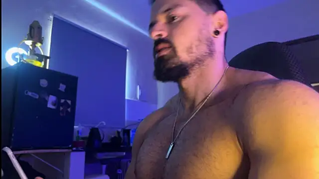 Snapshot of Lucasfit24 chatting on 11/27/25, 02:19 Lucasfit24 online show from 11/27/25, 02:19