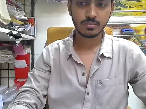 Snapshot of cute_modell chatting on 09/27/25, 12:32 cute modell online show from 09/27/25, 12:32