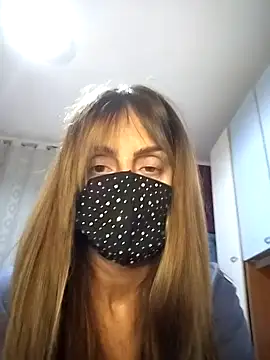 Snapshot of Akemi_rossi chatting on 09/29/25, 06:02 Akemi rossi online show from 09/29/25, 06:02