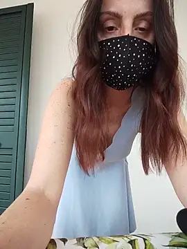 Akemi rossi online show from 06/02/26, 05:15
