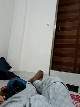 Snapshot of Glorious_Show_BD chatting on 12/18/25, 06:58 Glorious Show BD online show from 12/18/25, 06:58