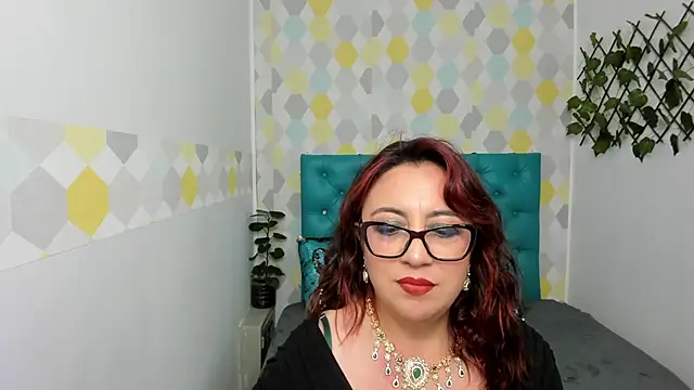 Victoria Adamns online show from 01/13/25, 06:05