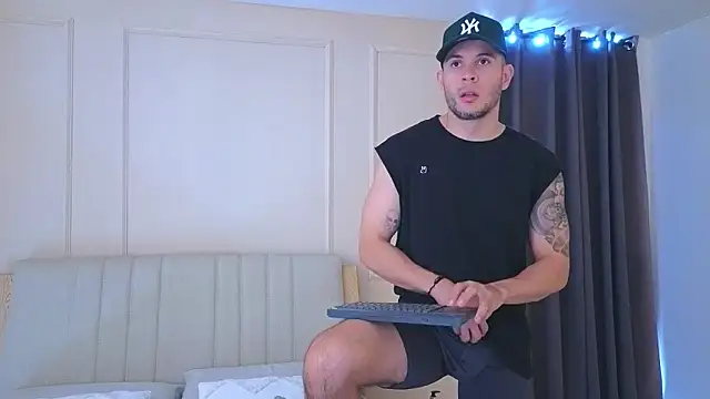 mr danni online show from 06/26/26, 07:07