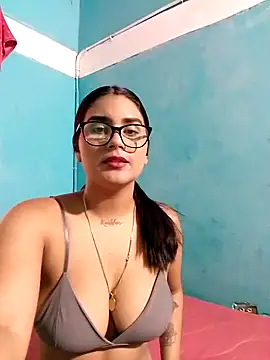 Renata 222 online show from 02/05/25, 01:33