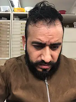 leonardohot1987 online show from 01/27/25, 06:09