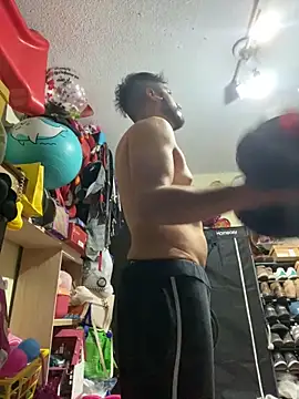 leonardohot1987 online show from 03/07/25, 04:35