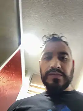 leonardohot1987 online show from 03/12/25, 11:22