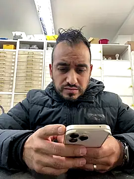 leonardohot1987 online show from 11/27/25, 08:11