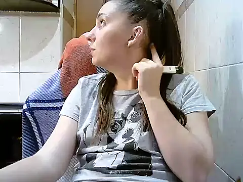 Yuliia30 online show from 07/28/26, 08:52