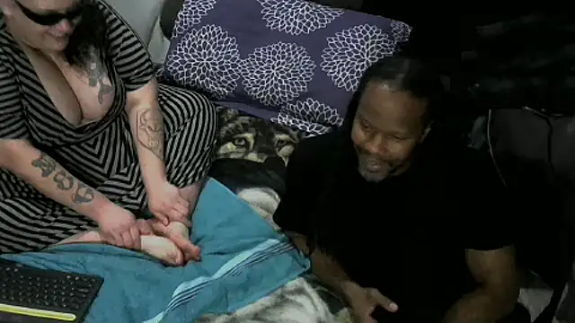 Snapshot of BBC_Dominates_BBW chatting on 01/17/25, 08:44 BBC Dominates BBW online show from 01/17/25, 08:44