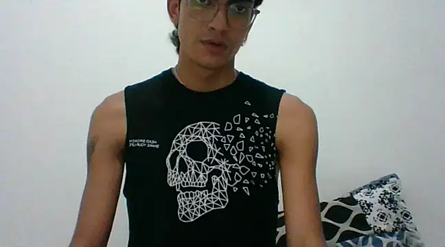 Snapshot of Axel_Twink1 chatting on 02/09/25, 04:36 Axel Twink1 online show from 02/09/25, 04:36
