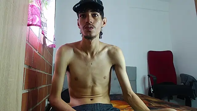 Alejandro bigdick x online show from 01/28/25, 01:05