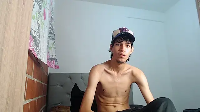 Alejandro bigdick x online show from 02/08/25, 11:01
