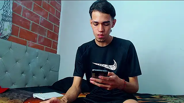 Alejandro bigdick x online show from 02/15/25, 07:49