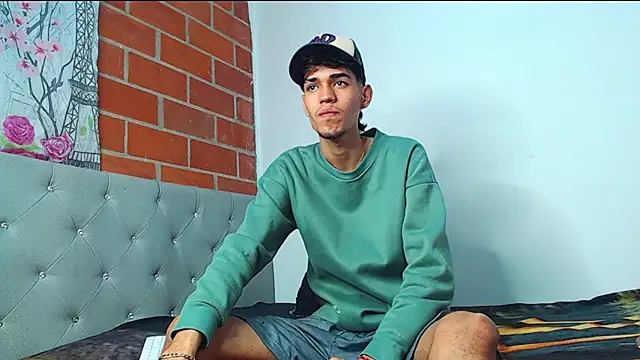 Alejandro bigdick x online show from 02/18/25, 06:04