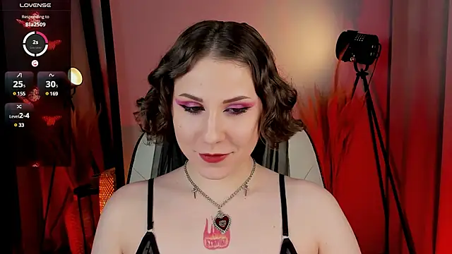 Eva Moss  online show from 01/24/25, 01:45