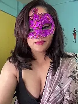 Ayeshaa  25 online show from 02/02/25, 11:08