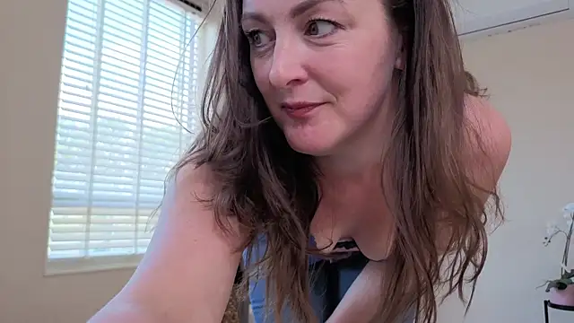 cumtomama online show from 05/09/26, 11:59