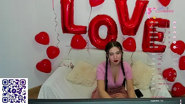 anna elfi online show from 02/12/25, 12:55