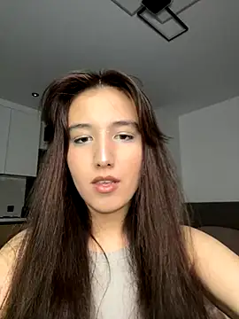 anna elfi online show from 10/15/25, 03:23