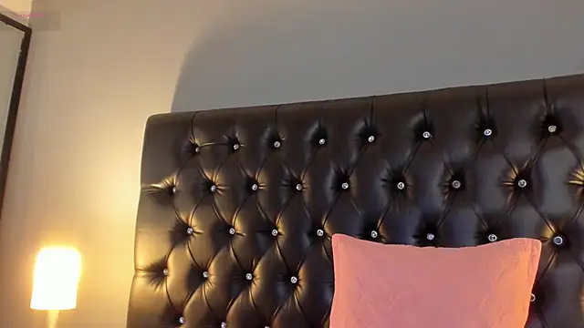 Catty Foxx online show from 03/13/25, 05:39