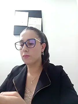 Snapshot of CHARLOTTE_1711 chatting on 02/19/25, 12:25 CHARLOTTE 1711 online show from 02/19/25, 12:25