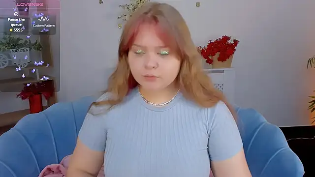 Erica  Alta online show from 09/19/25, 05:42