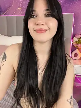 Snapshot of JessicaAddams chatting on 03/08/25, 10:02 JessicaAddams online show from 03/08/25, 10:02