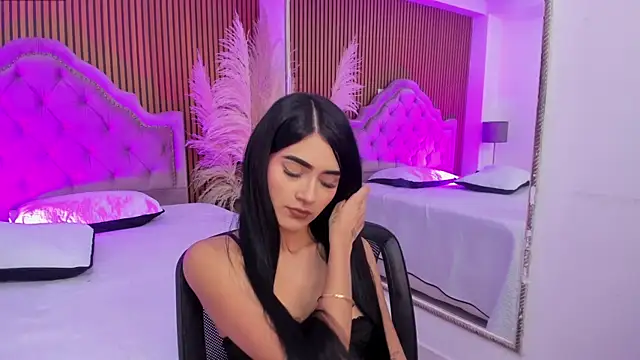 BellaaStorm online show from 12/19/25, 05:03