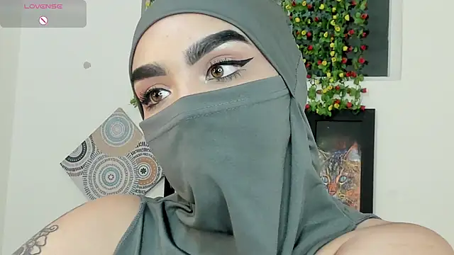 Maissa Alabi online show from 10/18/25, 06:52