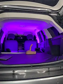 Snapshot of ahri_moon1 chatting on 12/13/25, 07:53 ahri moon1 online show from 12/13/25, 07:53