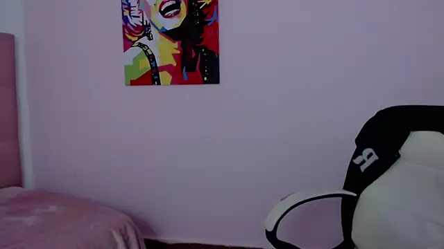 candyre online show from 02/08/25, 01:44