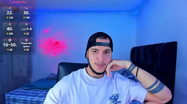 austinoficial online show from 01/25/25, 03:09