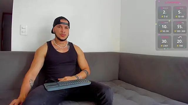 austinoficial online show from 11/06/25, 08:21