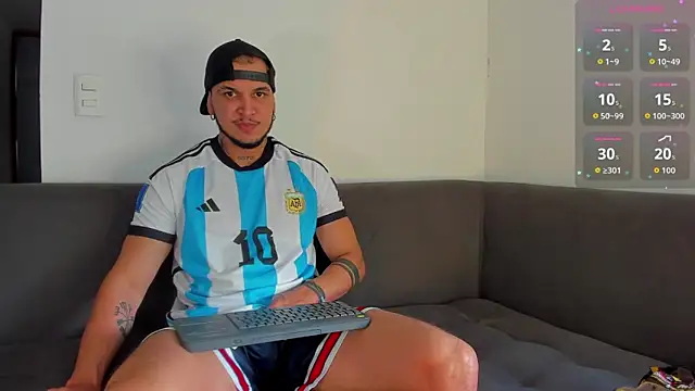 austinoficial online show from 11/12/25, 08:52