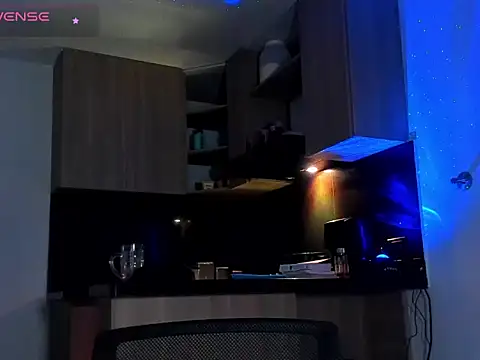 austinoficial online show from 04/29/26, 01:43