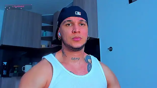 austinoficial online show from 05/12/26, 09:01