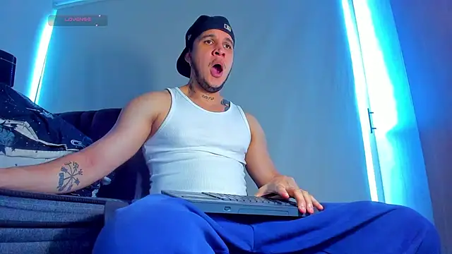 austinoficial online show from 07/27/26, 09:22