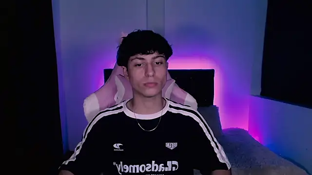 Evan Hunter online show from 01/30/25, 12:29