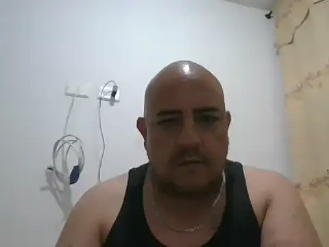 Snapshot of Sr_JakoXXXX chatting on 02/14/25, 03:33 Sr JakoXXXX online show from 02/14/25, 03:33