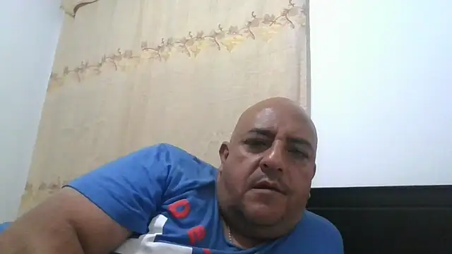 Snapshot of Sr_JakoXXXX chatting on 10/20/25, 03:29 Sr JakoXXXX online show from 10/20/25, 03:29