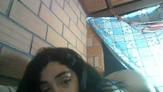 Snapshot of samantha_ferrer28 chatting on 10/30/25, 12:50 samantha ferrer28 online show from 10/30/25, 12:50