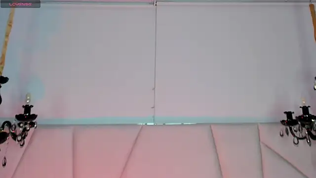 Aitana Hilton  online show from 11/27/25, 12:07