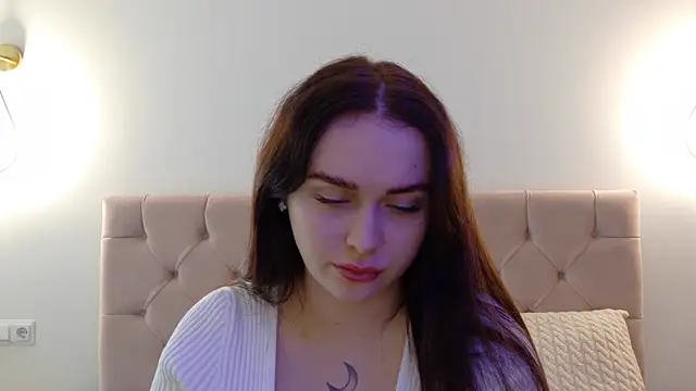 Lilliana Moon online show from 01/19/25, 08:39
