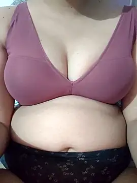nikkibenza online show from 04/09/26, 06:35
