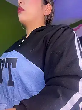 zahra Jalid online show from 07/15/26, 11:32