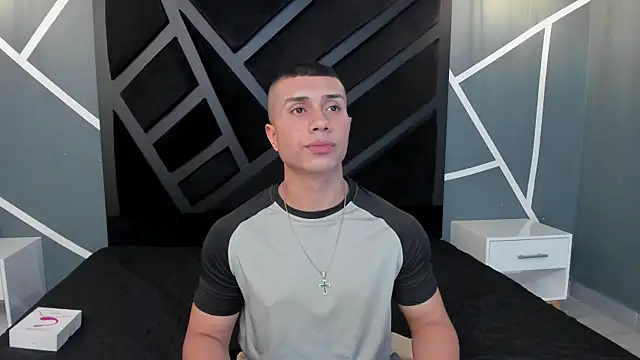 Snapshot of bruno_cavalli chatting on 01/09/26, 05:26 bruno cavalli online show from 01/09/26, 05:26