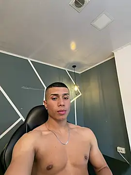 Snapshot of bruno_cavalli chatting on 04/09/26, 05:29 bruno cavalli online show from 04/09/26, 05:29