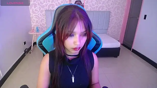 nilia ch online show from 01/18/25, 01:19
